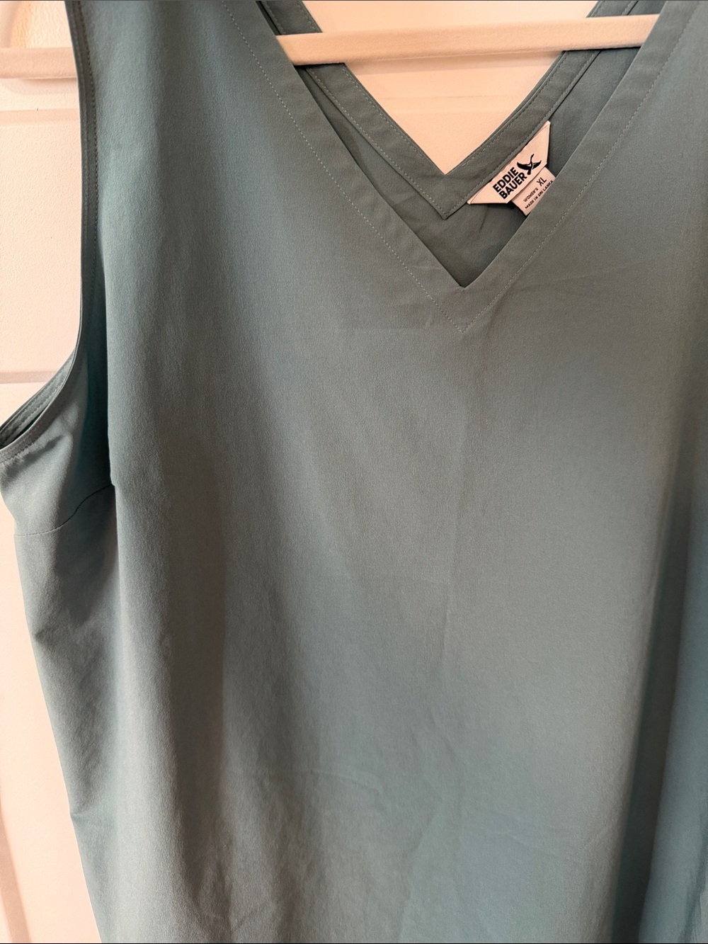 Eddie Bauer Sleeveless V-Neck Tank Top - Picture 2 of 2